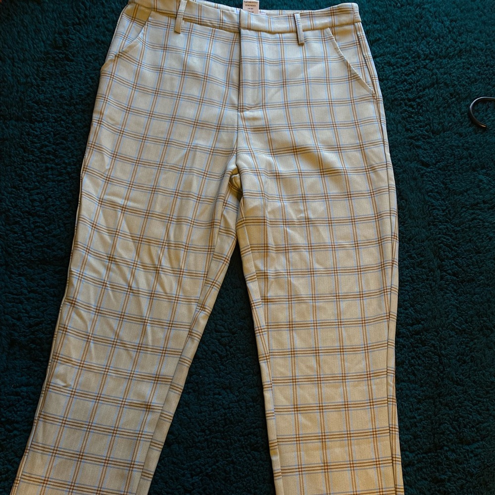 Woman’s casual pants